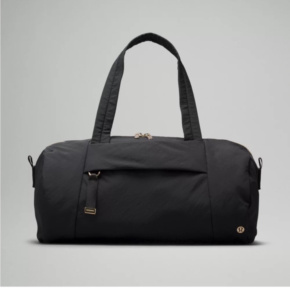 Lululemon On My Level Barrel Duffle Bag 16L black/gold - Picture 1 of 15